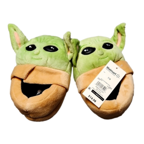 Other - NWT Yoda slippers sz. 7/8c